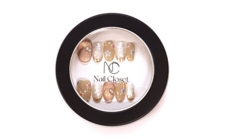ネイルチップ　ミディアム【金花日和】Lサイズ　Antellijan大宮ネイルサロンのハンドメイド　M4-L【11100-2137】