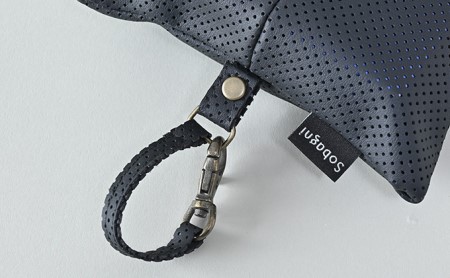 ぶらりんティッシュカバー ブラック