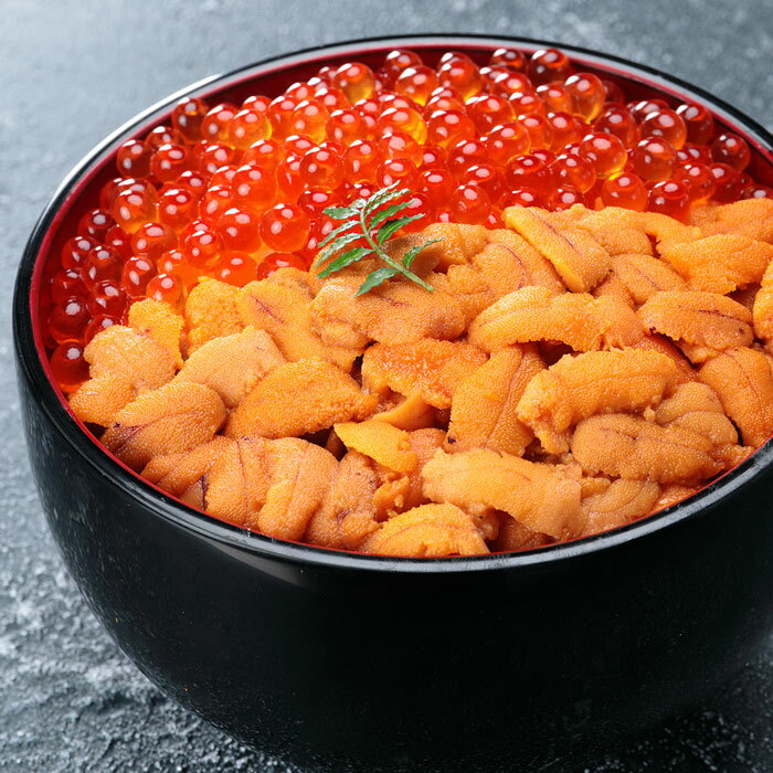 【ふるさと納税】蒸しウニ・鮭イクラセット (蒸しウニ80g×1P・鮭イクラ80g×1P) (蒸しウニ赤系80g×1P・鮭イクラ80g×2P) いくら いくら醤油漬 イクラ醤油漬 うに 雲丹 北海道 根室市