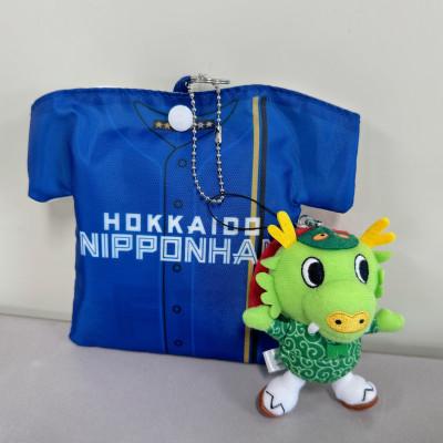 ふるさと納税 龍ケ崎市 まいりゅうミニマスコット付・ファイターズまいりゅうコラボエコバッグ |  | 01