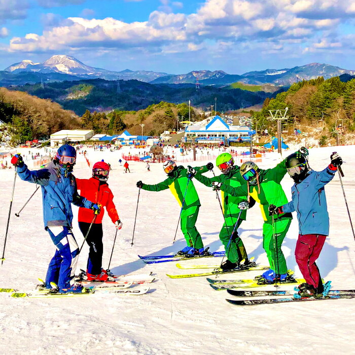 【ふるさと納税】 リフト シーズン パス券 シニア 50歳～69歳 2025-2026 琴引 フォレストパーク スキー場 島根県 飯南町 引換券 家族 夫婦 恋人 カップル 友人 スキー スノーボード スノボー 体験型 人工雪 スキーチケット チケット