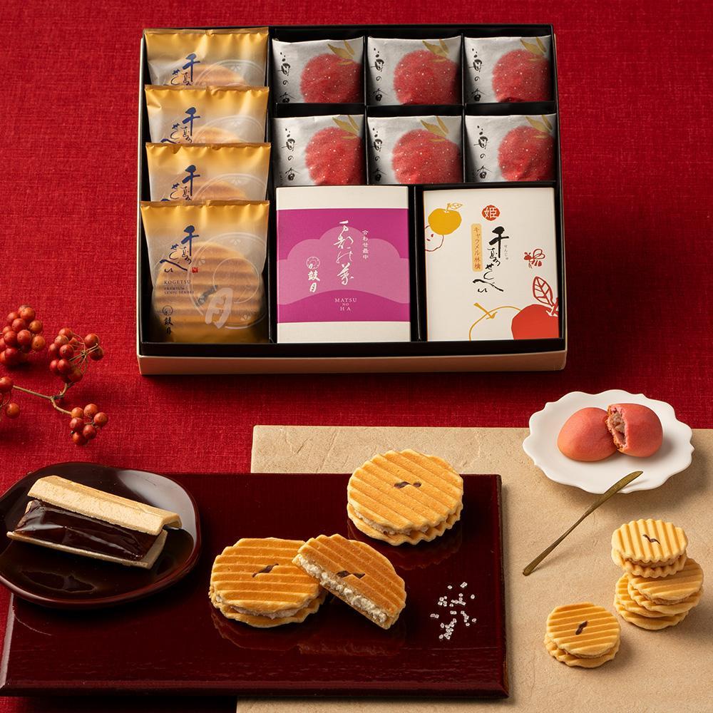 【ふるさと納税】【期間限定～12/7】＜お歳暮・冬ギフト＞【鼓月】銘菓撰詰合せ 16個入り（プレミアム千寿せんべい4枚、万都の葉2個、姫千寿せんべいキャラメル林檎4枚、苺の香6個） | 老舗 和菓子 人気 おすすめ お菓子 スイーツ プレゼント 贈答 送料無料