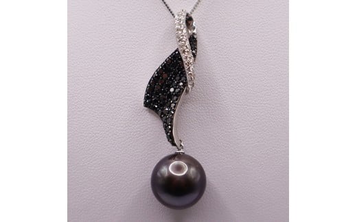 1927 【大粒】Ptタヒチ黒蝶真珠13.0㎜upダイヤモンド0.33ctブラックダイヤモンド0.96ctネックレス