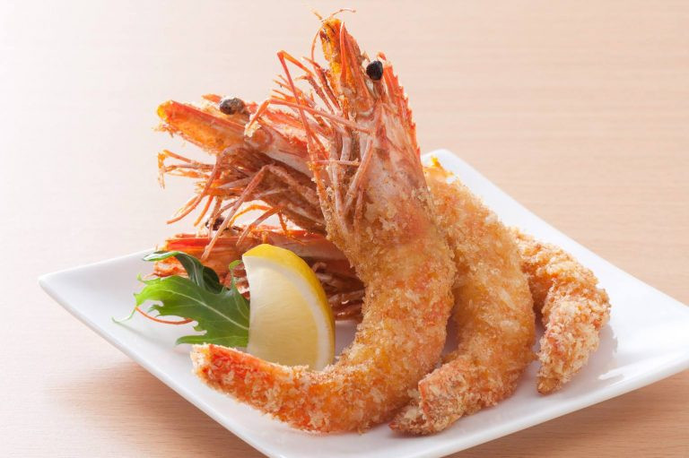 おどるえびフライ　えび姫曲がっているけど見た目よりぶりぶりの食感とうま味を重視