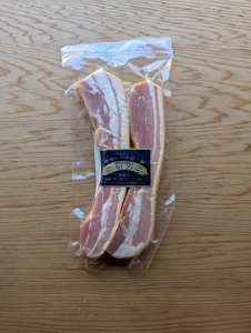 うちゅうブルーイング クラフトビール8本と名水百選で知られる白州の手作りソーセージ3種セット クラフトビール ソーセージ ウインナー ベーコン 詰め合わせ セット 8本 350ml 宇宙ビール うちゅ