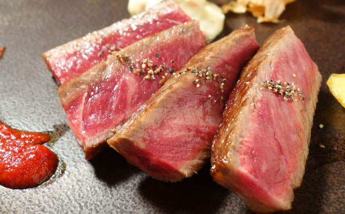 【全6回定期便】【GI認証】くまもとあか牛リブロースステーキ 約200g×3枚 / 菊陽町 あかうし 熊本県 肉 にく niku ブランド 旨み 【有限会社 三協畜産】 [BHAS088]