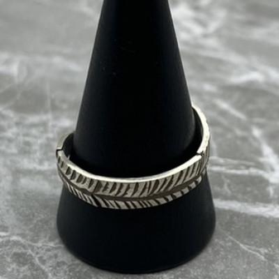 ふるさと納税 瑞浪市 フェザーリング22〜28号 |  | 01