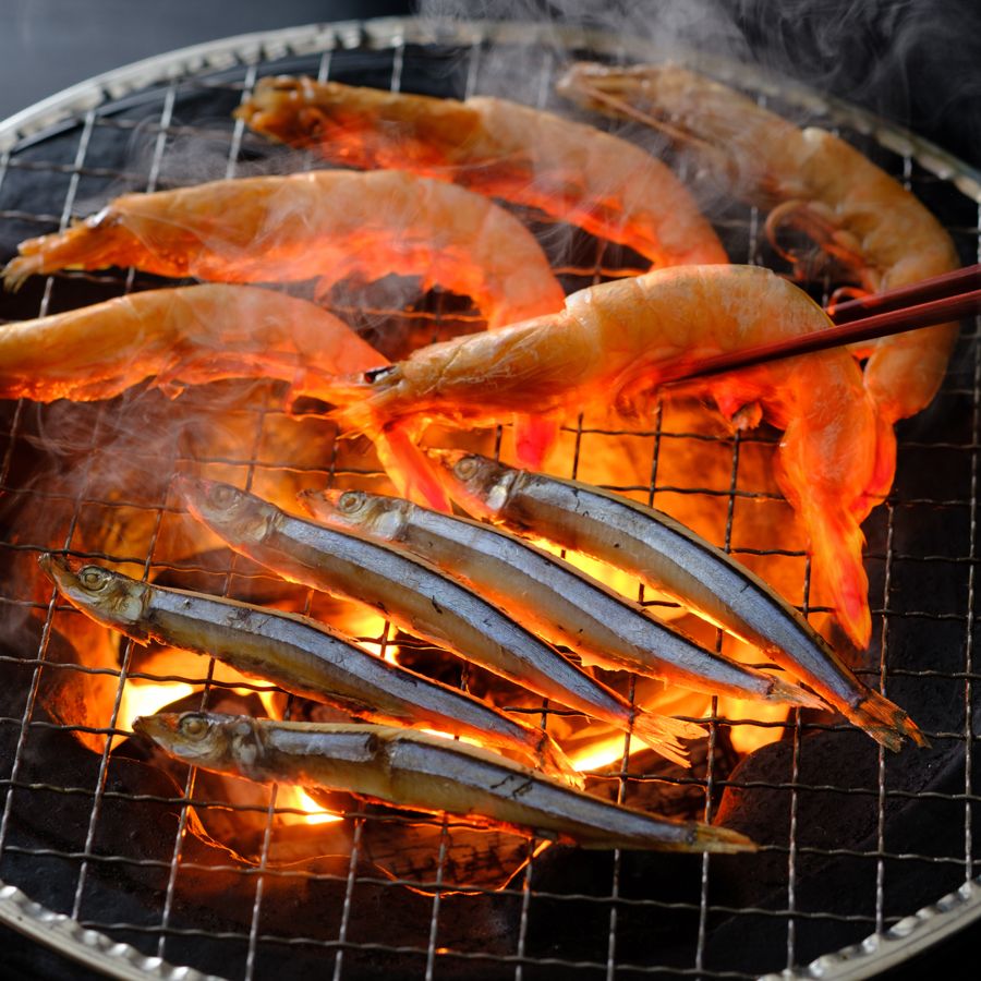 桜島灰干し楽チン詰合せ（焼キビナゴ、焼天然鯛、焼鯖、焼かんぱち、焼にじます、焼真アジ、桜島灰干したかえび）