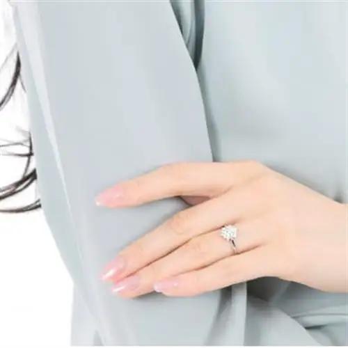 プラチナ ダイヤモンドリング 0.50CT  R3686DI-P2 #8【配送不可地域：離島・沖縄県】【1755008】