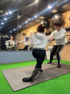 T114　パーソナルジムFOCUS　パーソナルトレーニング８回券