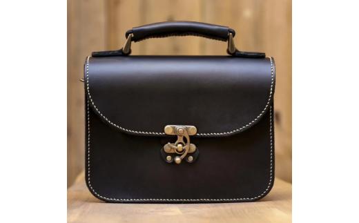 バッグ 2way ブラック 蝶モチーフ ヌメ革 バッグ 鞄 かばん カバン レディース メンズ おでかけ おしゃれ おすすめ 贈答 ギフト プレゼント お祝い 贈り物 HARUHINO 奈良県 奈良市