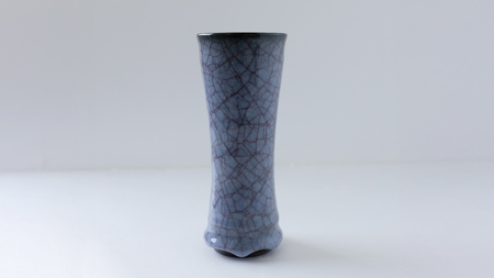【氷裂貫入青瓷】花器 （小野寺裕司 作） 径8.4cm×高さ21.4cm