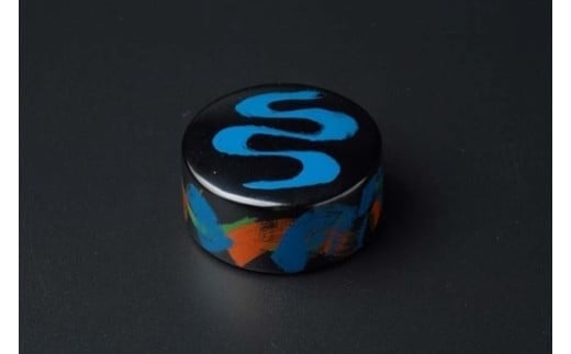 
            かりゆし書鎮（特小）作品名【流れのままに】
          