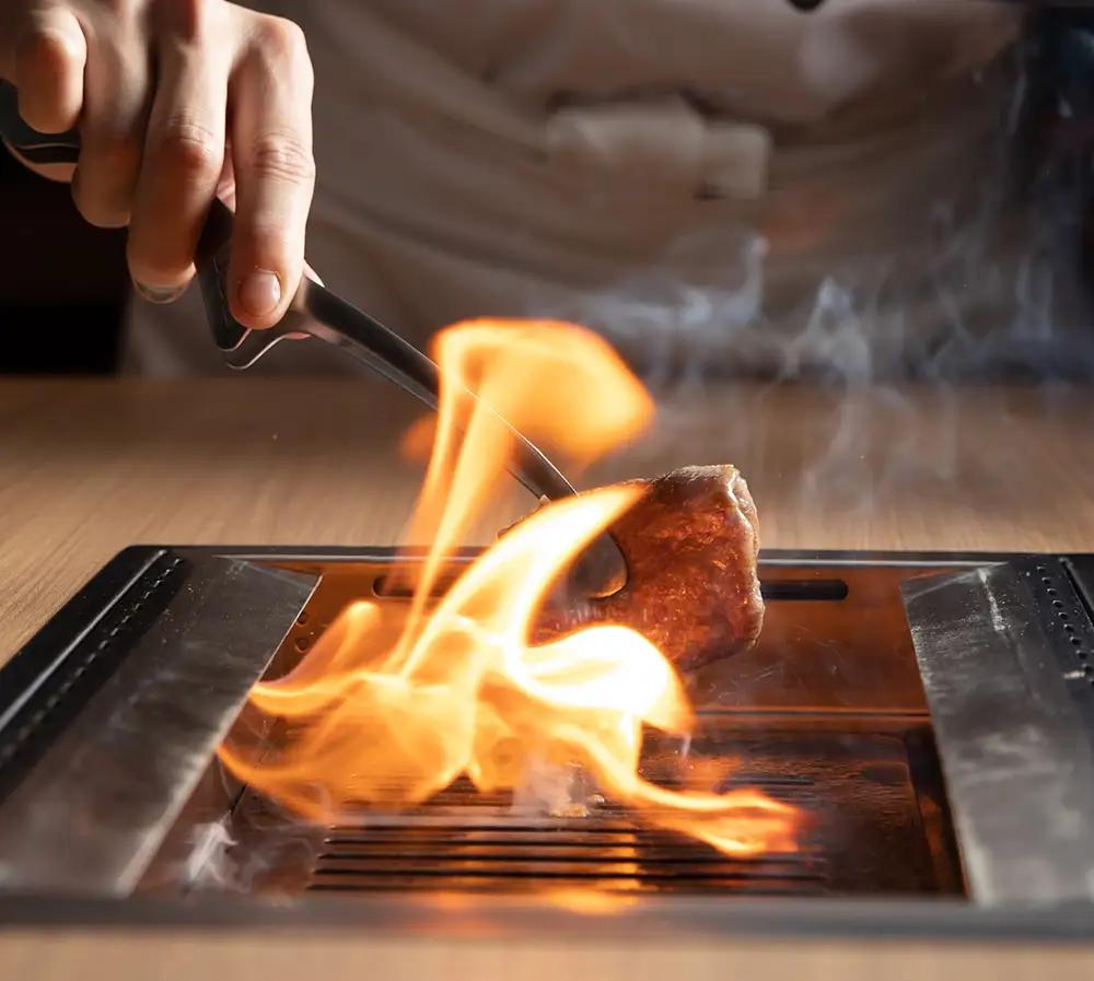 【ひょうたんや】近江牛カルビ焼肉カット（500g）【E040W】