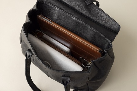 OBI MINI（革のカシミヤ 郡上市産明宝鹿革バッグ）ブラック