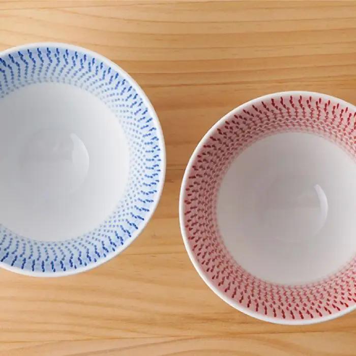 【波佐見焼】 富士碗 茶碗 2点セット 赤・水色 食器 皿 【一真陶苑】 [BB25]  波佐見焼