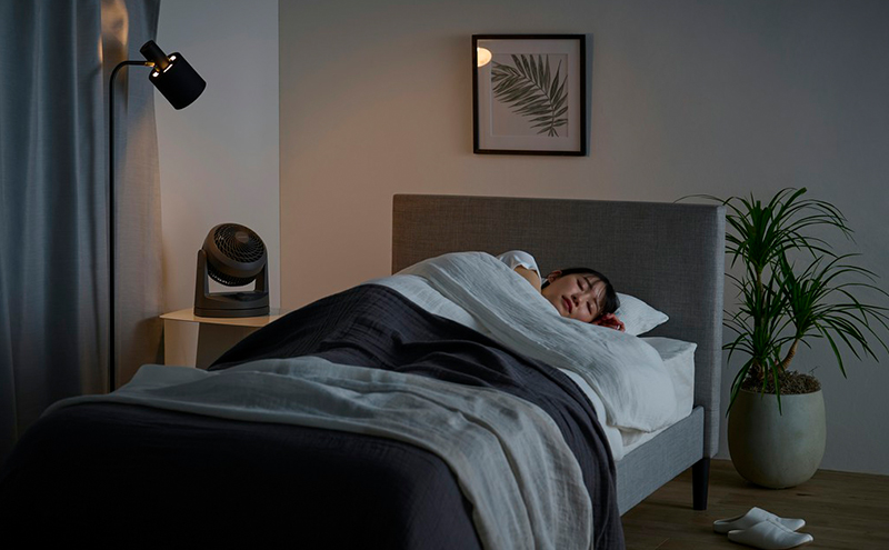 サーキュレーター 扇風機 首振り  PCF-HD15EC-H　グレー　アイリスオーヤマ 分解 丸洗い 卓上 小型 お手入れ簡単 掃除 清潔 卓上扇風機 おしゃれ 左右首振り リビング 衣類乾燥 部屋干