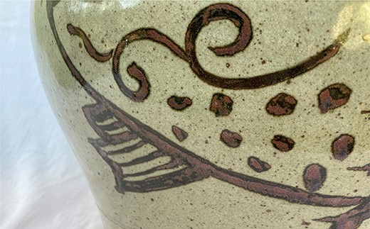 叩き絵唐津魚文壺
