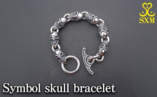 
                  Symbol skull bracelet
                
