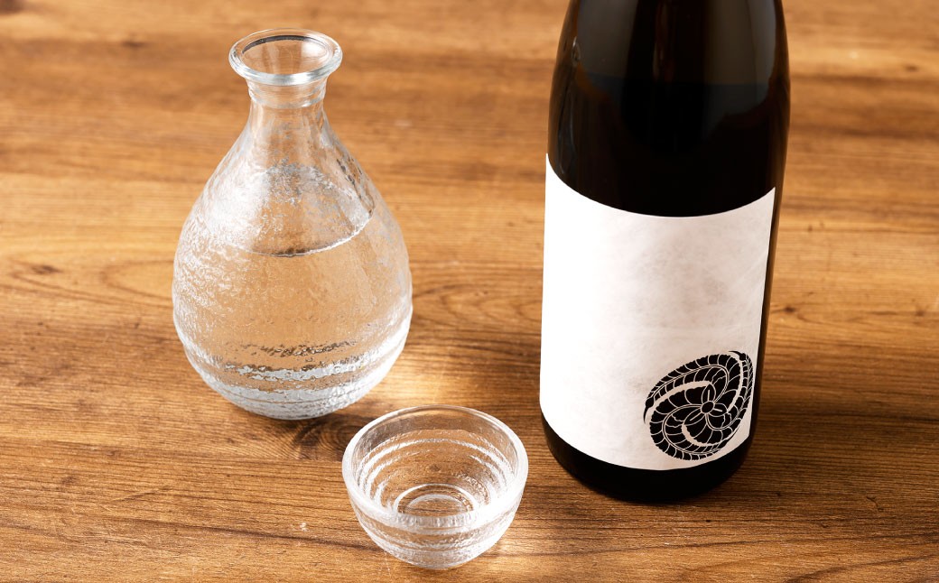 黒田武士 凛-RIN-（720ml×1本） & 大吟醸スパークリング【儚-UTAKATA-】（360ml×1本）セット