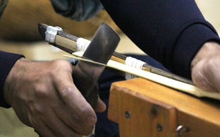 来民うちわ 肥後六花 「 肥後花菖蒲 」 うちわ 伝統工芸 縁起物 防虫効果 伝統技法 雑貨 生活雑貨