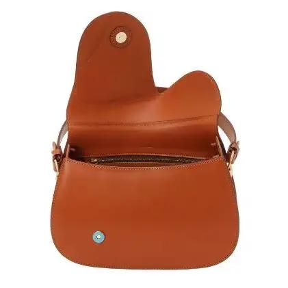 サドルショルダー ファッション カバン バッグ いたがき かばん カバン 鞄 ショルダーバッグ  革 革製品 レザー 牛革 ギフト プレゼント シンプル ファッション 北海道 赤平 名入れ無