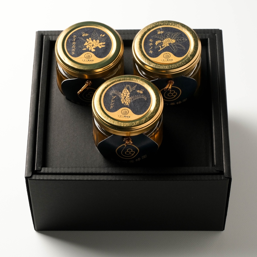 山口県産　愛情いっぱいの郷のはちみつプレミアムセット　熟成はちみつ、モチノキ、テイカカズラ各130gｘ3本