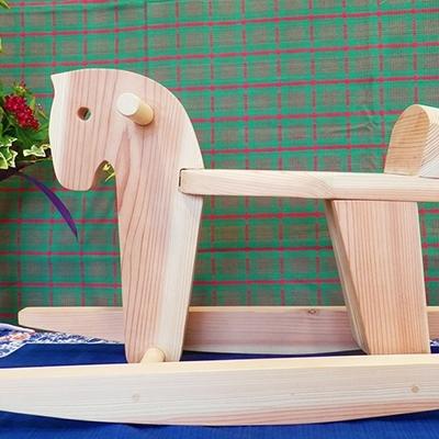 ふるさと納税 小郡市 玩具 じぃじの手仕事 ぬくもりいっぱい 木製 おもちゃ 木馬[No5354-0398]