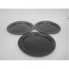 森と器シリーズ　タタラ皿(黒)　7寸を3枚