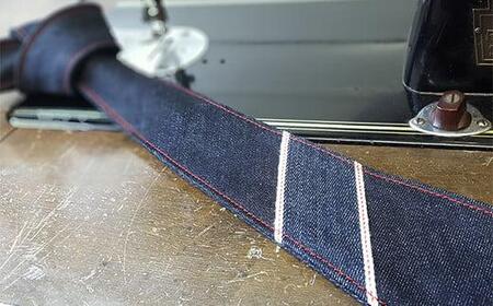 福山産デニム使用 ビジネスもカジュアルもOK『デニムネクタイ』＜selvedge series 01＞  ファッション 小物 ネクタイ デニム ギフト 贈り物 広島県 福山市 F24L-385