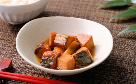 
            鰹の角煮 〈生姜風味〉３個入り [DG03]
          