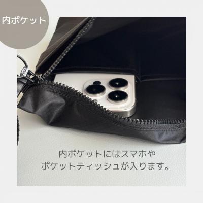 ふるさと納税 名古屋市 【黒】ポケット付き軽量ナイロンショルダーバッグ　サコッシュ　撥水ポシェット |  | 01