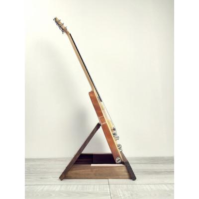 ふるさと納税 横手市 WOODWORKS ギタースタンド 1本掛 エレキギター用 /ブラウン　ラッカー塗装対応 |  | 02
