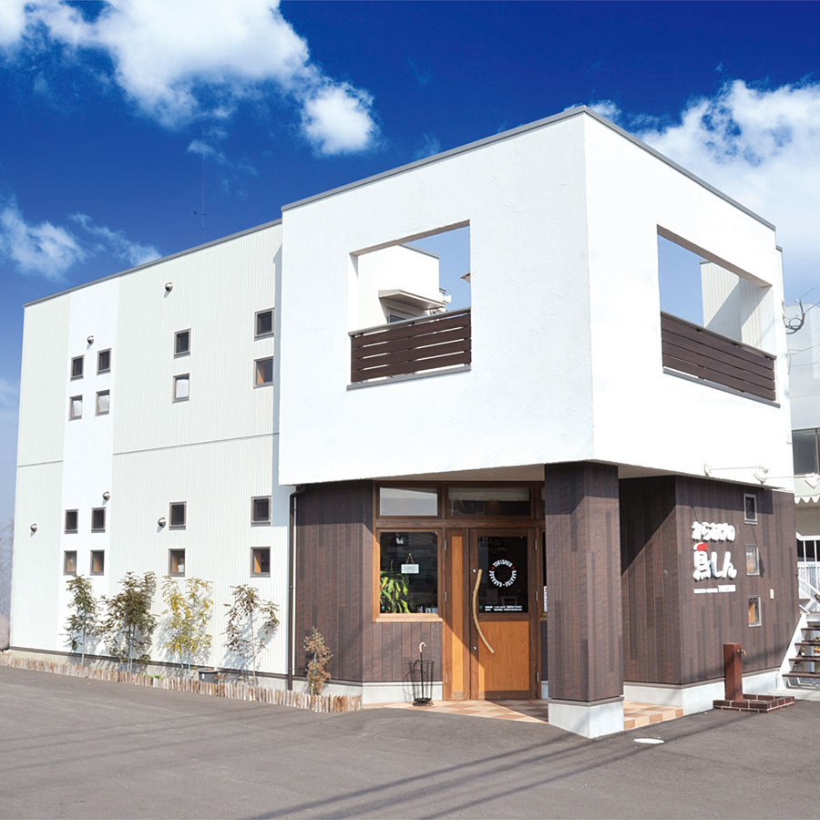 もも肉25個入と手羽先14本入 九州産若鶏骨なしからあげ