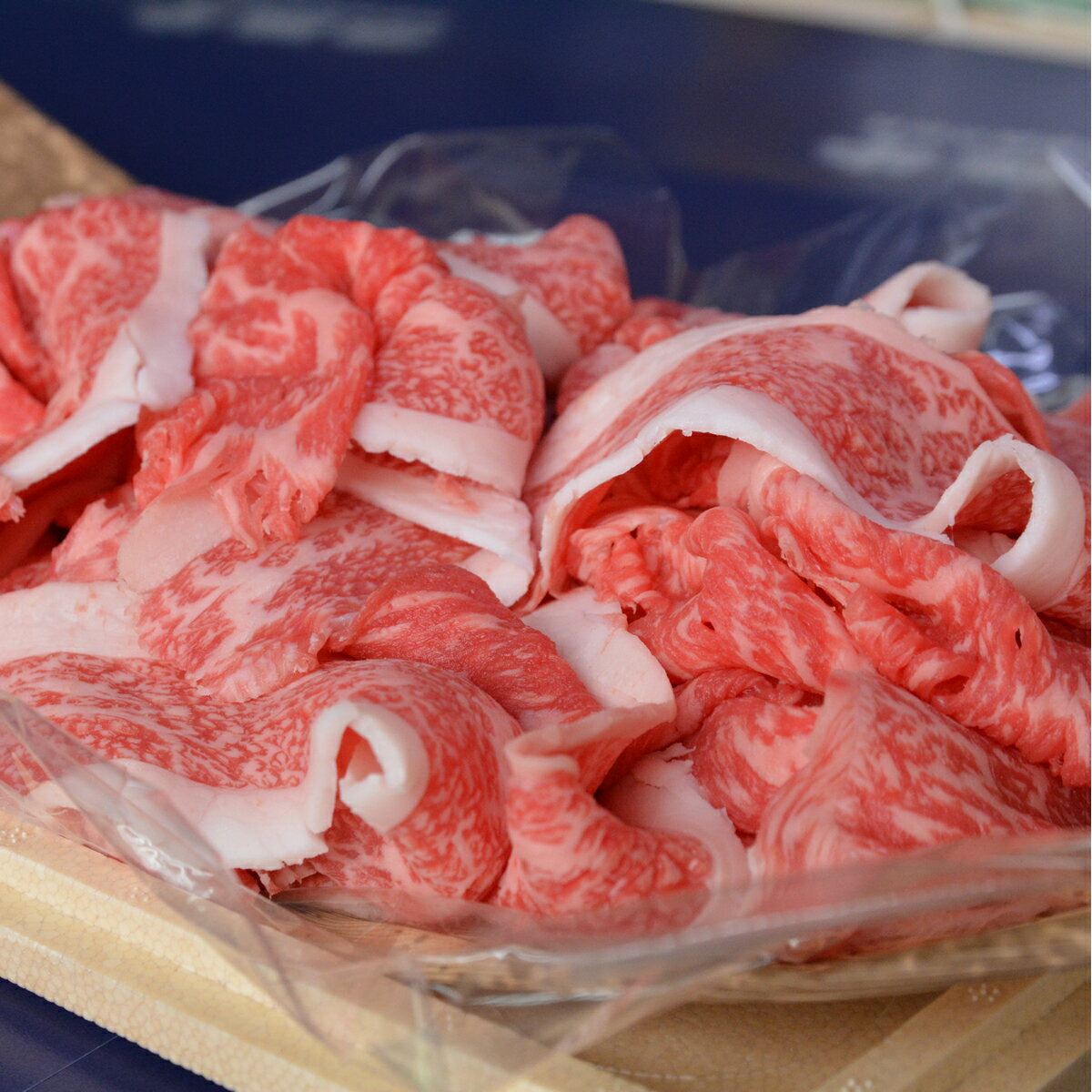 【ふるさと納税】古河市で育った常陸牛！ 切り落とし650g ※沖縄・離島への配送不可 | 肉 牛肉 650グラム 国産 茨城県 ブランド 冷凍 焼肉 BBQ 小分け 切り落とし 高級 贅沢 ギフト 贈答 贈答用 プレゼント 送料無料 お祝 ご褒美 記念日 景品 古河市 _AO04
