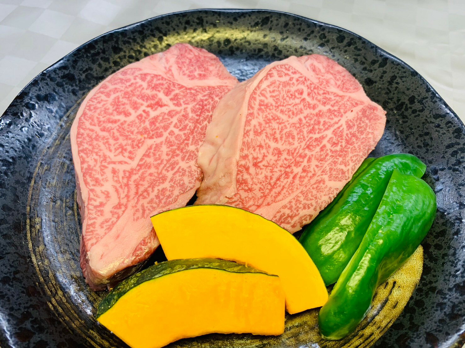 【ふるさと納税】A5 A4 等級 博多和牛 ヒレ ステーキ シャトーブリアン 300g 2枚 川崎町 肉 博多和牛 冷凍 牛肉 赤身 和牛 国産 惣菜 ジューシー パック 肉汁 博多和牛 ブランド 贅沢 贈り物 福岡 川崎