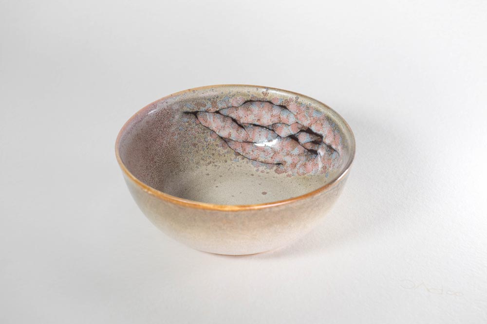 【ふるさと納税】サラダボウル「桜」布引焼 ぬのひきやき 伝統工芸品 でんとうこうげいひん サラダボウル さらだぼうる 食器 しょっき 楽天 返礼品 寄付 お歳暮 お祝い 贈り物 故郷納税 滋賀県 東近江 近江　A16　株式会社 布引焼窯元