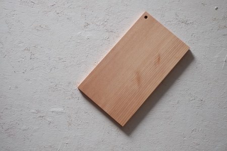 カッティングボード＋スパチュラセット　『mina no mori CuttingBoard＋Spatura セット＜ミナノモリ カッティングボード＋スパチュラ セット＞』　信州南相木村のカラマツを10