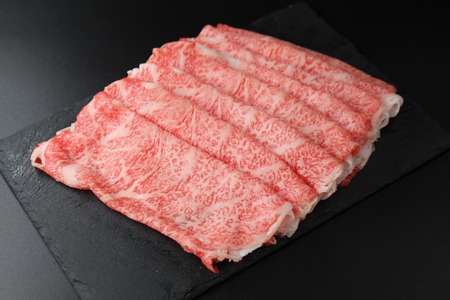 極上近江牛　すき焼き・しゃぶしゃぶ用盛り合わせ【500ｇ】黒毛和牛 切り落し 和牛 国産 近江牛 和牛 近江牛 ブランド牛 和牛 近江牛 三大和牛 牛肉 和牛 近江牛 冷凍 贈り物 和牛 近江牛 ギフト 和牛 近江牛 プレゼント 和牛 近江牛 黒毛和牛 A-F08　株式会社びわこフード(近江牛専門店 万葉) 東近江