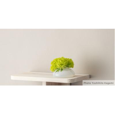 ふるさと納税 群馬県 北欧デザイナーと群馬県のものづくりのコラボレーション花瓶「ソフトベース」スモールサイズ:スノー |  | 02