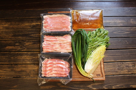 【ぶたしゃぶ／ブランド豚】トン´sキッチン 京都・京丹後産旬野菜と京丹波高原豚しゃぶしゃぶセット 3種のぶたしゃぶ・ぶたしゃぶ用豚肉食べ比べ