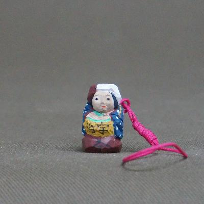 ふるさと納税 宇治市 宇治茶の木人形(根付)極小 |  | 01