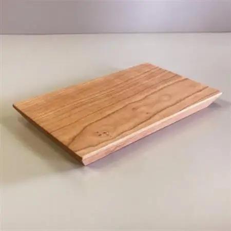 ブラックチェリー材　一枚板のカッティングボード・まな板 40cm(大牟田市)_雑貨・日用品  キッチン用品 _【1263650】