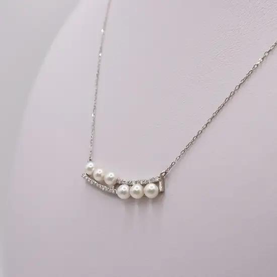 2064 Pt　あこやベビーパール3.5～4.0㎜　ダイヤモンド0.14ct　スライドタイプネックレス