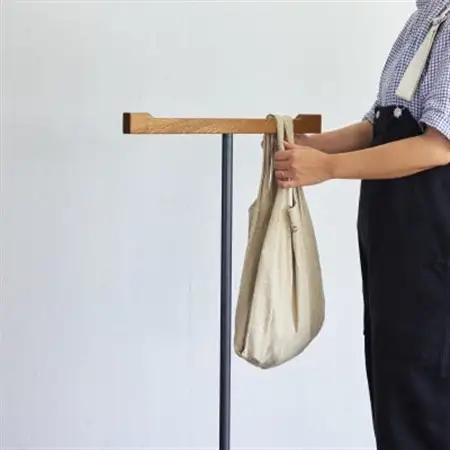 Rough Hanger Low Stand (ラフハンガーロースタンド)【SWOF】_雑貨・日用品  家具・インテリア _【1396549】