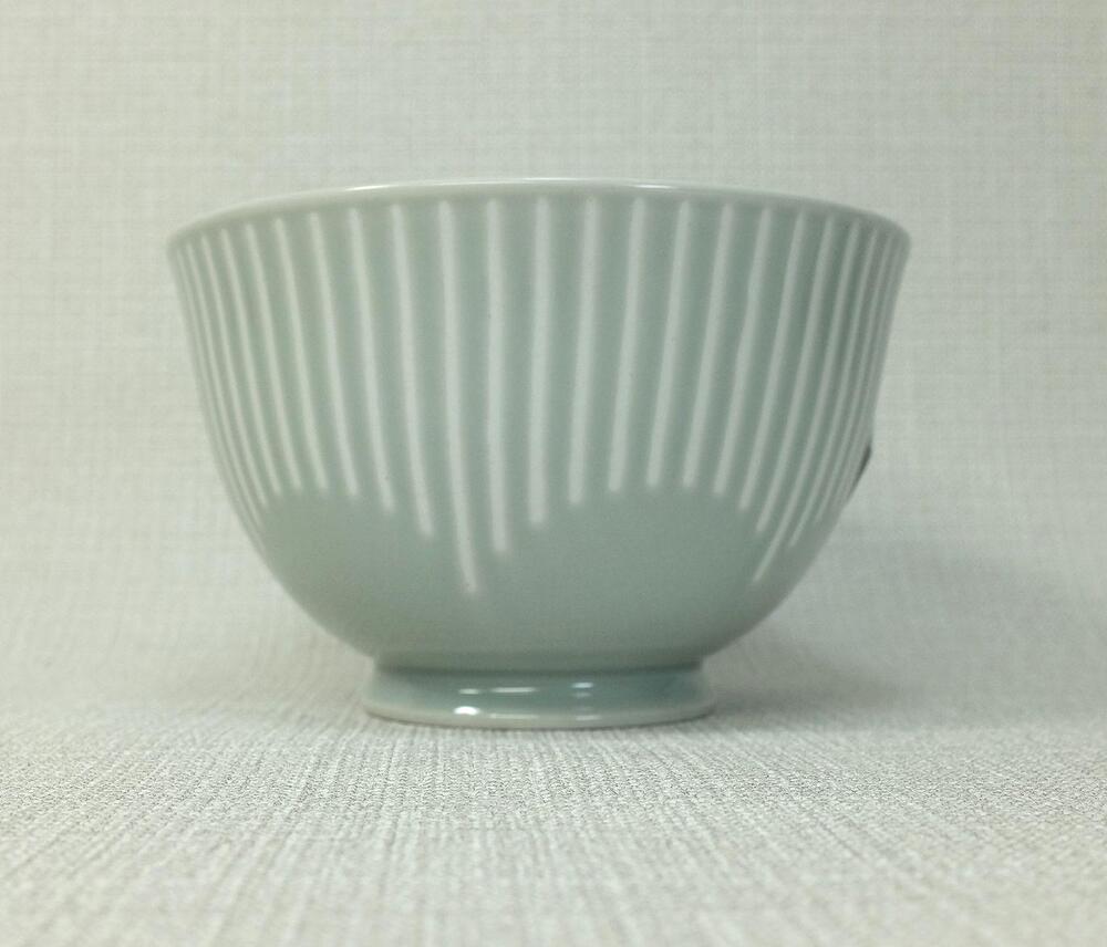 【AB1085】【波佐見焼】φ13ｃｍの小さめ丼５個組  花ふわりグレー 【西海陶器】 ５ 30591