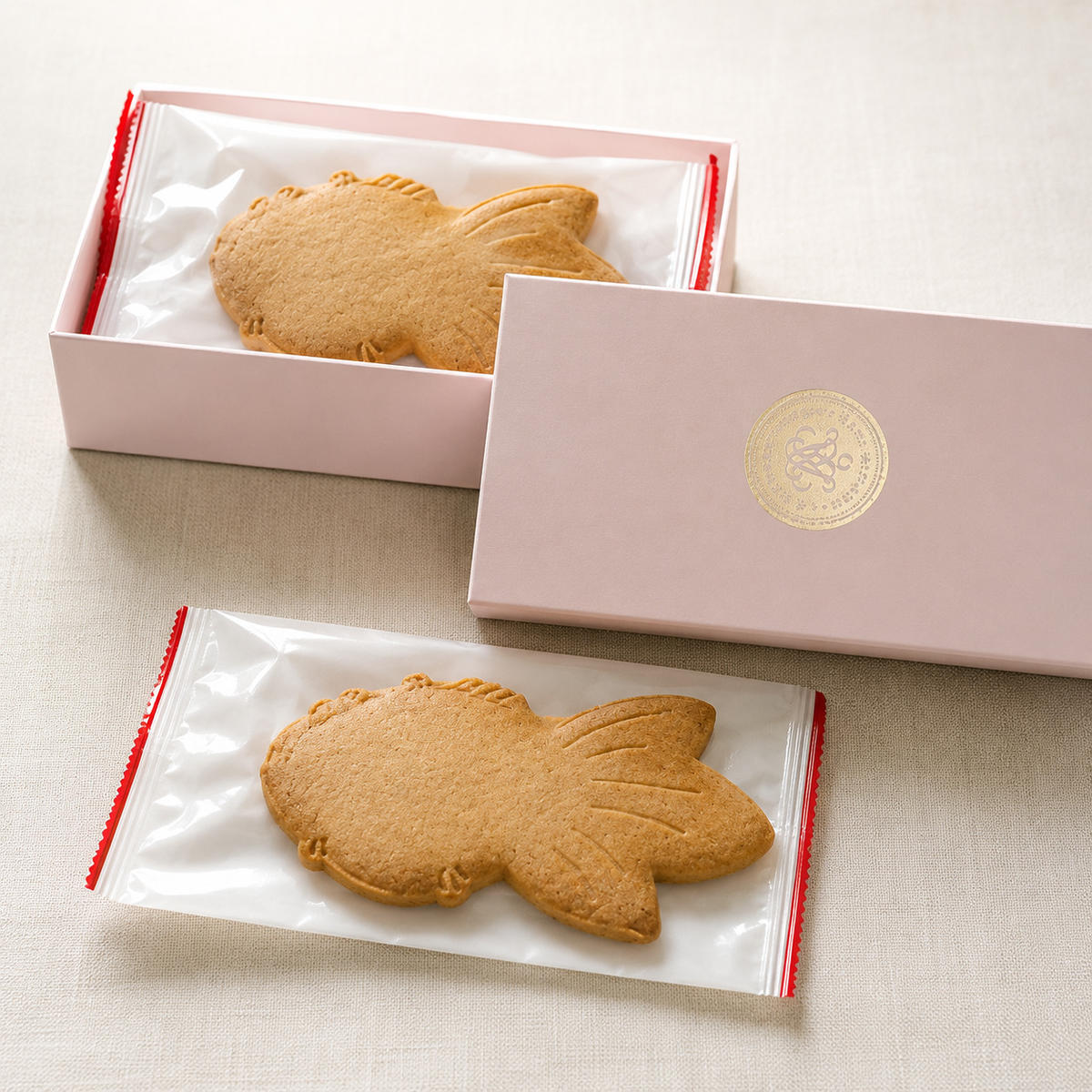 サブレ 金魚サブレ 7枚×2箱 詰め合わせ セット ル・ベンケイ スイーツ お菓子 洋菓子 焼菓子 焼き菓子 菓子 おやつ デザート 個包装 ギフト プレゼント 贈答 贈答用 贈答品 贈り物 クッキー
