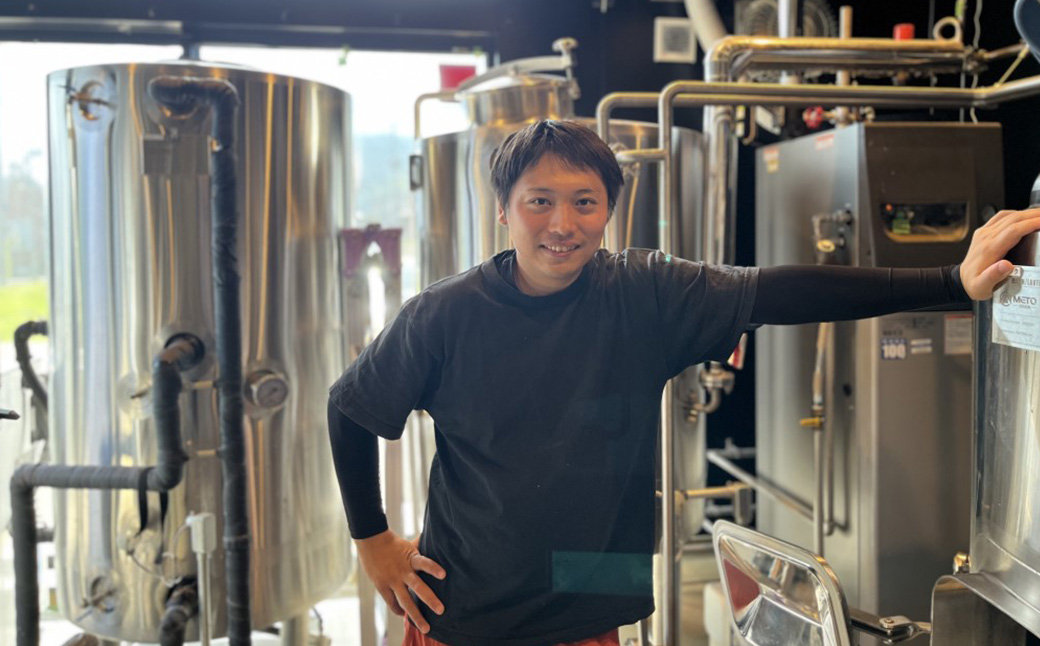 桑折発祥のりんご「王林」を使用！「王林ペールエール」3本セット ／ ビール クラフトビール 地ビール ビールセット 330ml 瓶ビール 家飲み ギフト お取り寄せ お酒好き プレゼント 小容量 飲みやすい ビール好き 桑折 こおり こおりまち 福島県 特産品 半田銀山ブルワリー 【07301-0302】