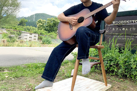 ギタリストのための椅子（クラシックギター用）（L-3） A02-011