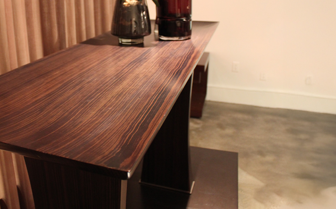 No.1138 Torii Console